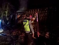 Gegara Obat Nyamuk Kena Guling, Rumah di Genengadal Toroh Hangus Terbakar