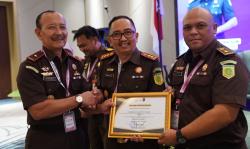 Kinerja Moncer 2025, Kejari Way Kanan Raih Peringkat Kedua PAPBB se-Provinsi Lampung