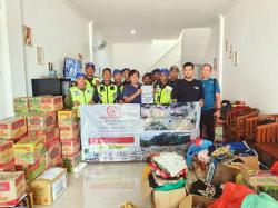 Supeltas Satlantas Polres Tuban Serahkan Donasi Untuk Bencana Aceh di Posko SRPB Tuban