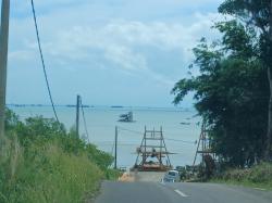 Ponton Tambang Terlihat dari Pantai Pasir Padi, Prof Udin Ngaku Bukan Wilayahnya