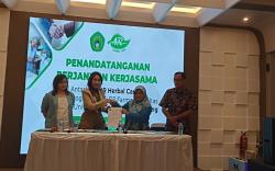 NR Herbal Care - Prodi D3 Farmasi Undar Jombang Jalin MoA Pengembangan Industri Kosmetik