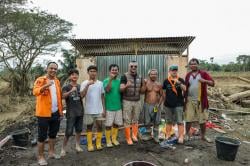 Haru Warga Aceh Tamiang Lepas Relawan Pemkot Bogor: Kami Sangat Terbantu