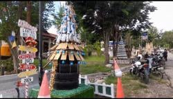 Pesona Pohon Natal Bahan Daur Ulang di Mapolres TTU, Simbol Toleransi dan Kepedulian Lingkungan