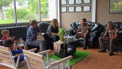 Korban Penelantaran Datangi Kejati NTT untuk Kedua Kalinya, Tuntut Kepastian Hukum