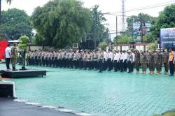 Polres Karawang Gelar Apel Operasi Lilin Lodaya 2025, Kerahkan 40 Ribu Personel Gabungan
