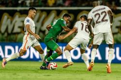 Drama 4 Gol, Persebaya Ditahan Borneo FC 2-2 di GBT