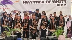 Tim Angklung SDN 1 Cisero Jadi Pembuka Acara Festival Band Pelajar