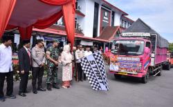 Bantuan Senilai Rp800 Juta dari Sukoharjo Diberangkatkan ke Aceh dan Wilayah Sumatera