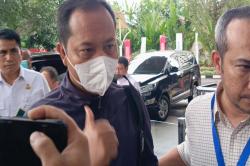 Sempat Buron dan Tabrak Petugas, Kasi Datun Kejari HSU Akhirnya Tiba di KPK