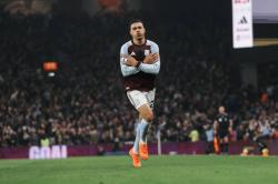 Aston Villa Ganyang Manchester United, Torehkan 10 Kali Kemenangan Beruntun