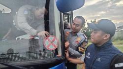 Pastikan Moda Transportasi Aman Saat Nataru, Ditlantas Polda Jatim Gelar Ramp Check di PO Bus