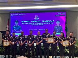 Pidsus Kejari Pringsewu Sabet Penghargaan Prestisius dari Kejati Lampung