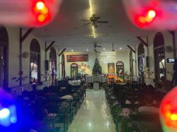 600 Jemaat Ibadah Malam Misa Natal di GKJW Pasamu Jombang, Nuansa Penuh Kekeluargaan