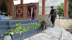 Polres Kendal Lakukan Sterilisasi Gereja Jelang Perayaan Natal, Libatkan K-9