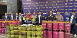 Polda Metro Jaya Ungkap Praktik Pengoplosan LPG  Bersubsidi Senilai Rp300 Juta di Depok
