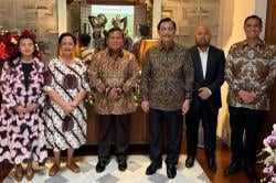 Persahabatan Dua Tokoh Bangsa: Momen 45 Menit Prabowo Bertamu ke Rumah Luhut