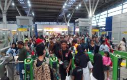 Stasiun Cikarang Tercatat Paling Padat di Libur Nataru, Tembus Seperempat Juta Orang