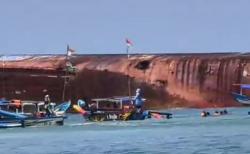 Liburan Berujung Maut! Wisatawan Tasikmalaya Tewas Usai Loncat dari Bangkai Kapal Viking Pangandaran