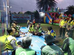 Operasi Lilin 2025: Polres Sragen Hadirkan Angkringan Ojol, Edukasi Lalu Lintas Tanpa Tilang