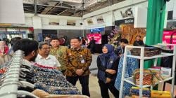 Libur Nataru Makin Seru, Penumpang Bisa Belanja Produk Khas Solo di KAI UMKM Fest 2025