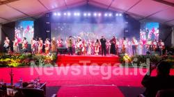 Mongol Stres Hibur Ribuan Umat Kristiani dan Katolik Kota Tegal di Natal Bersama