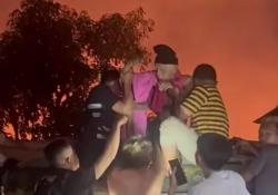 Dramatis! Aksi Heroik Warga Panjat Tembok 4 Meter Selamatkan Korban Kebakaran Panti Werdha Manado