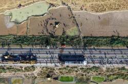 Kereta Api Anjlok 13 Penumpang Tewas, 98 Luka-Luka