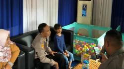 Bocah Perempuan Terpisah dari Orang Tua, Diamankan Petugas Pospam 1 Sukoharjo
