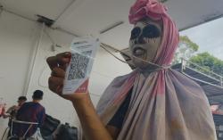 Kerap Ditertibkan Satpol PP, Puluhan Pocong di Lembang Minta Bantuan Gubernur Jabar