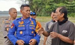 Kesaksian Nelayan Detik-Detik Empat Penerjun Payung Jatuh, Dua Terhempas ke Laut