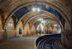 Melawan Tradisi! Pelantikan Wali Kota New York Digelar di Stasiun Tua, Zohran Mamdani Bikin Geger