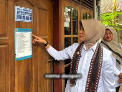 Rumah Penerima Bansos Ditempeli Stiker Keluarga Miskin, yang Melepas Akan Dicoret