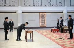 Bobby Nasution Lantik 4 Pejabat Sumut, Instruksikan Percepatan Pemulihan Pascabencana