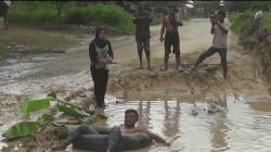 Viral Warga Manggala Sakti Rohil Pindah Kebun ke Jalan Raya: Ada Sawit Pisang Hingga Kolam Pancing