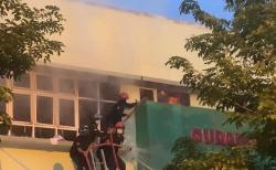 Gedung Farmasi RSUD dr Harjono Ponorogo Terbakar Hebat, Petugas Alami Kendala Pemadaman