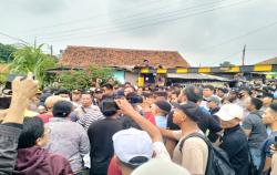 Eksekusi Belasan Rumah di Puri Asih Sejahtera Bekasi Selatan Ricuh, Warga Bentrok dengan Aparat