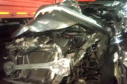 Ngeri! Penampakan Avanza Hancur usai Tabrak Truk di Tol Jombang Menewaskan 2 Orang Nenek