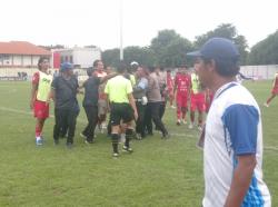 Atmosfer Pertandingan Membara, Persida Sidoarjo Pastikan Lolos 16 Besar di Hadapan Suporter