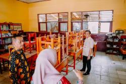 Bukti Peduli Pendidikan, Bupati Karawang Tinjau Langsung Pembangunan SDN Anggadita I dan IV