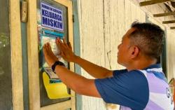 Hampir Rampung, Pemasangan Stiker Keluarga Miskin Penerima Bansos di Bojonegoro Capai 97 Persen