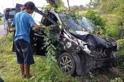 Gagal Menyalip, Jorge Mendonca Pemain Madura United Kecelakaan di Suramadu, Mobil Masuk Parit