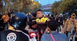 Suporter Nyaris Bentrok Usai Laga Persib Vs Persija di Cirebon, Polisi Sigap Amankan Situasi