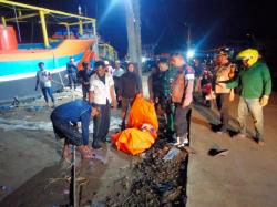 Mayat Pria Lansia Ditemukan Mengambang di Empang Karangsong Indramayu