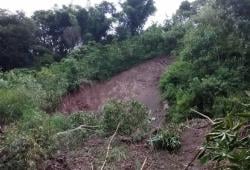 Cuaca Ekstrem Terjang Manggarai Timur Flores, Longsor Tutup Jalan Antar Kecamatan