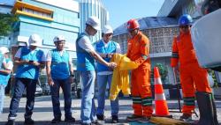 Pascabencana, Petugas Listrik Pasang Alarm Keselamatan Kerja