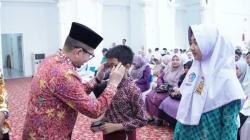Ribuan Pelajar Bukittinggi Terima Kacamata Gratis Hasil Bakti Sosial World Sight Day