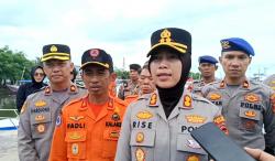 Cegah Kecelakaan Laut, Polres Pelabuhan Makassar Gencarkan Patroli Laut dan Imbauan ke Nelayan