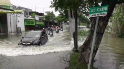 Hujan Tak Kunjung Reda, Banjir Meluas hingga Rendam Jalan Kudus–Grobogan