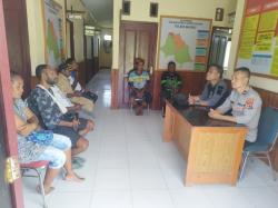 Kapolsek Masirei Pimpin Penyelesaian Dua Kasus Pidana Secara Damai