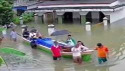 Enam Hari Terendam Banjir, Warga Dukuh Ngantru Pati Bertahan di Lantai Dua Rumah